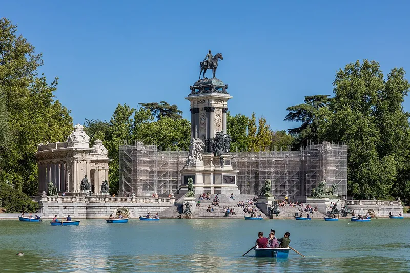 El Retiro: un parque con historia