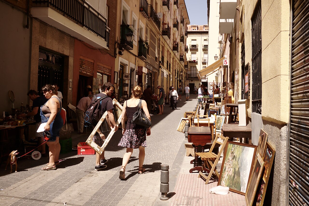 El Rastro: o mercado dos domingos · El Rastro